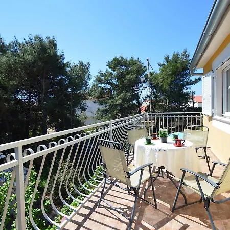 Apartment Naomi Brodarica (Sibenik-Knin)